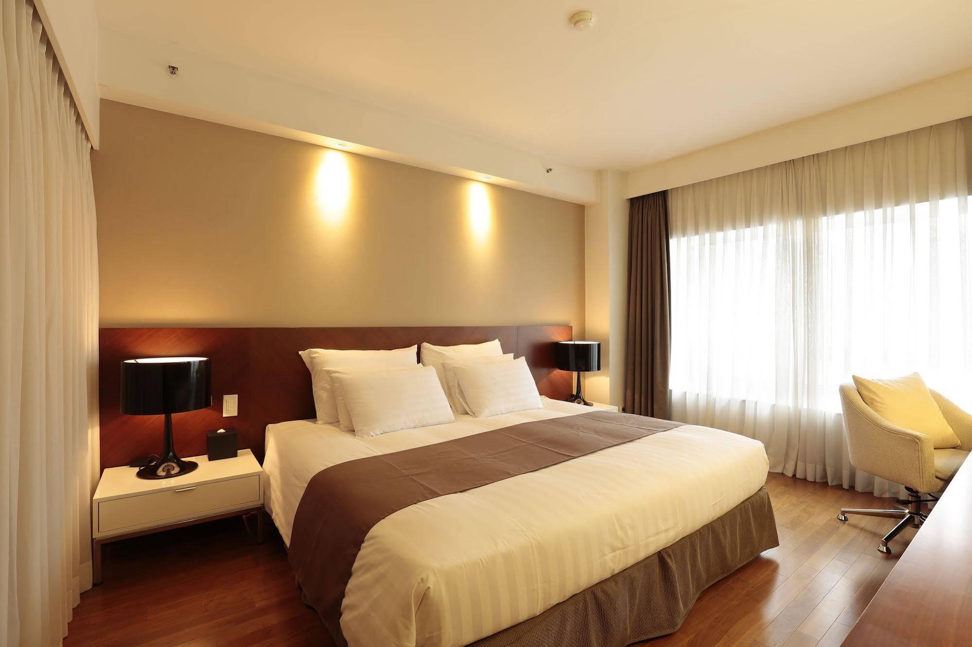 Kukdo Khách sạn 4*